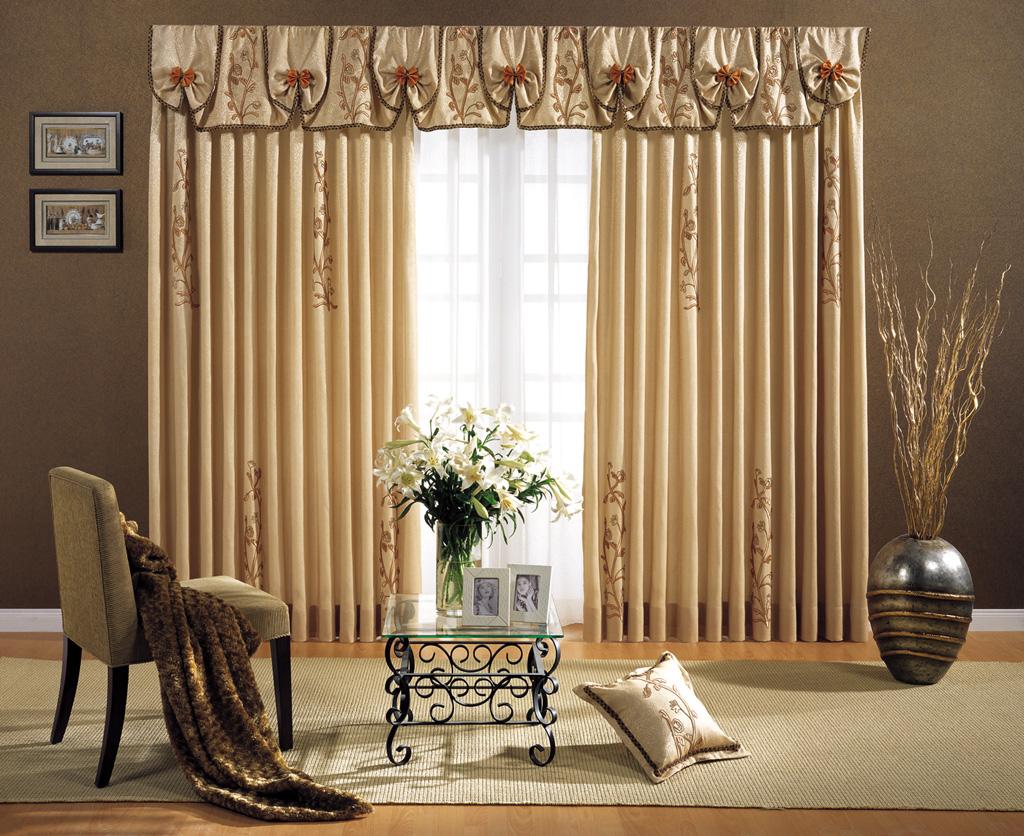 窗帘与贴膜的优缺点,窗户贴膜靠谱吗