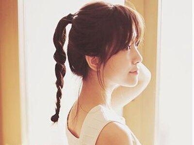 好看到爆的扎头发,减龄长头发怎么扎头发好看又简单