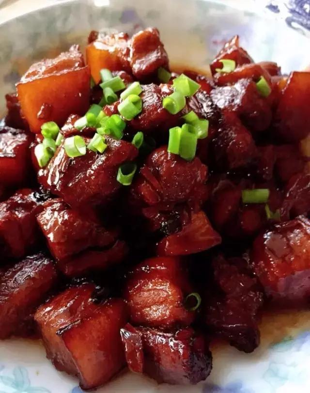 哈尔滨这十家苍蝇馆子,哈尔滨出名的俄罗斯湖滨餐厅