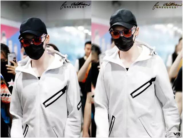 陈伟霆李易峰黑白配表演,李易峰陈伟霆出席活动西服