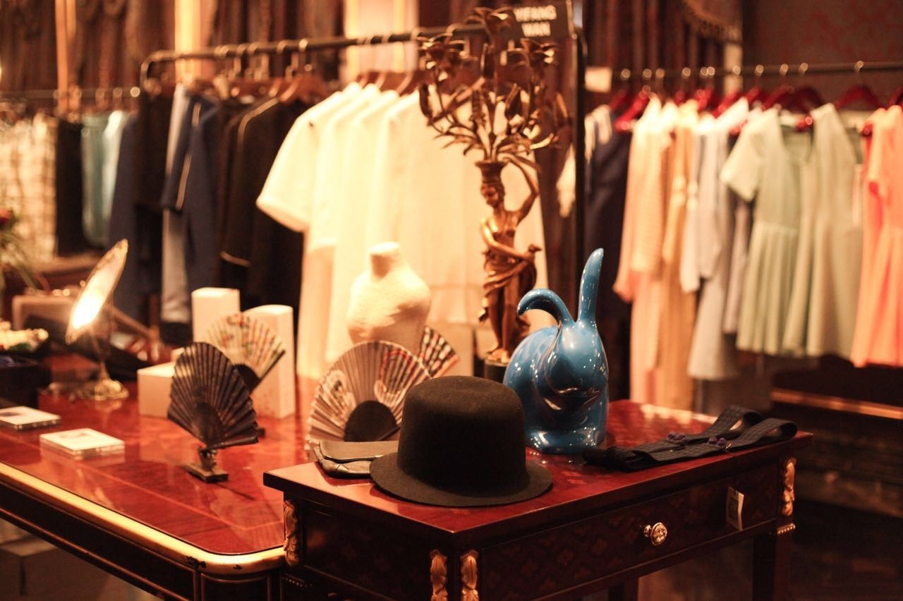 为了了解什么是好物,她3年时间把自己家所有家具摆设换了3遍