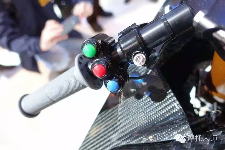 新款s1000rr改装碳纤维,s1000rr黑武士碳纤维