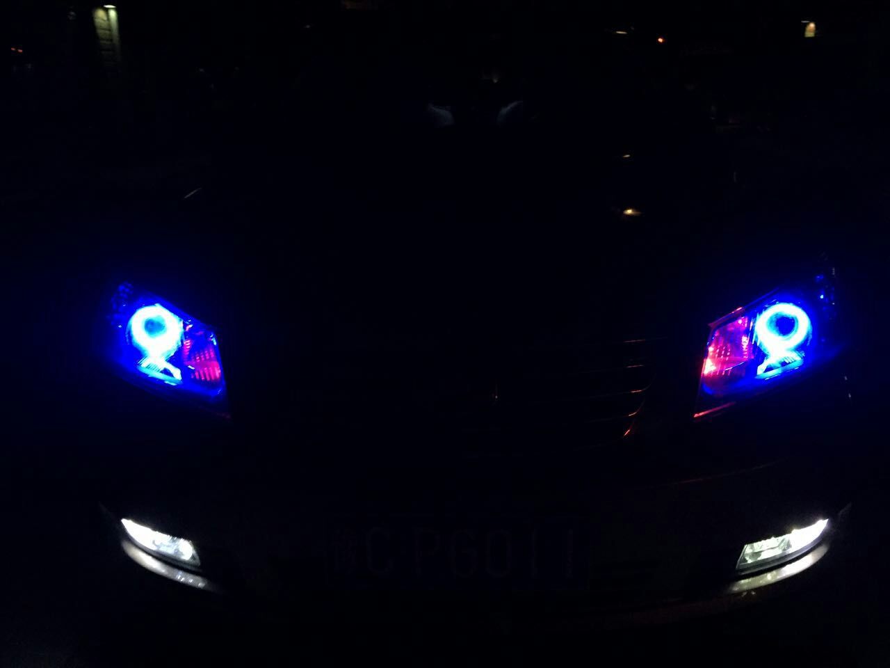 吉利帝豪ec718灯光调整图,帝豪ec718汽车大灯近灯怎么调高度