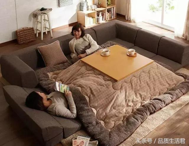 有了神奇的桌子，你和猫星人再也不怕冷了！