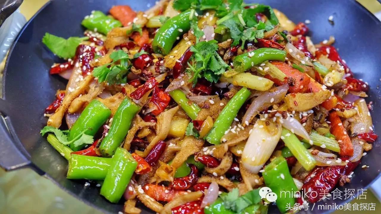 成都附近哪里烤全羊好吃,草原天路最好吃的烤全羊