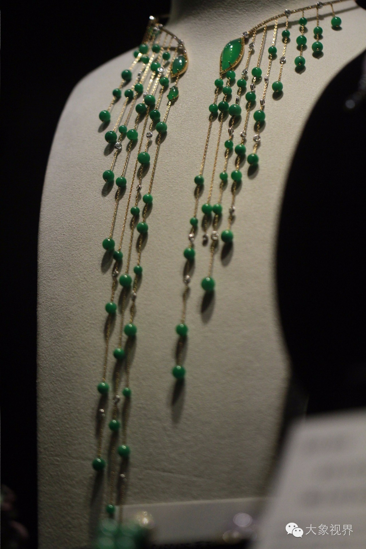 美艳洋模带您私家欧洲之旅!