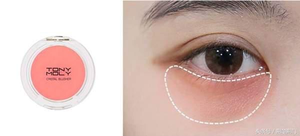 黑眼圈要用哪一种遮瑕,黑眼圈的遮瑕方式