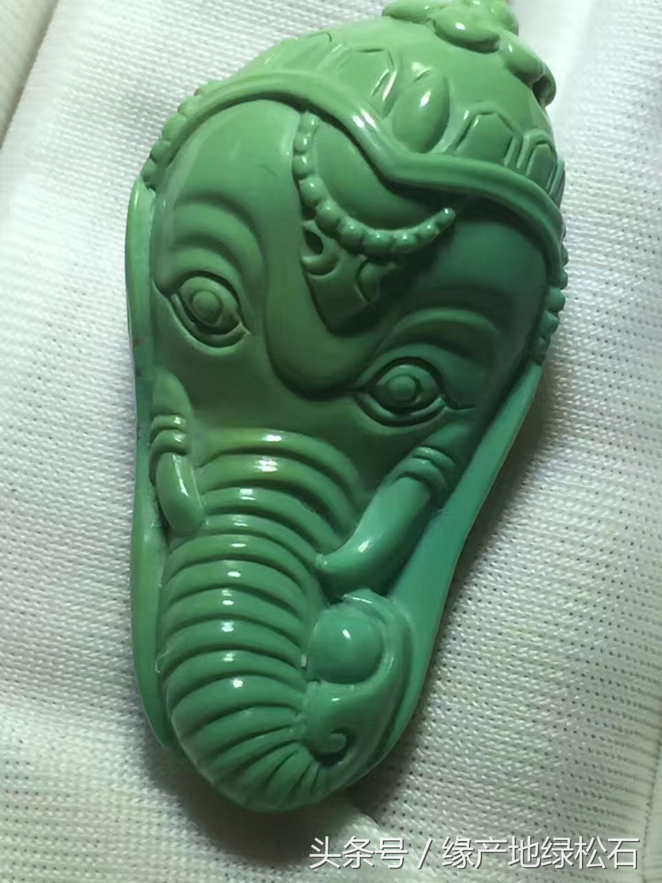 如何鉴别绿松石原矿的真假,吉尔森合成绿松石怎么鉴别