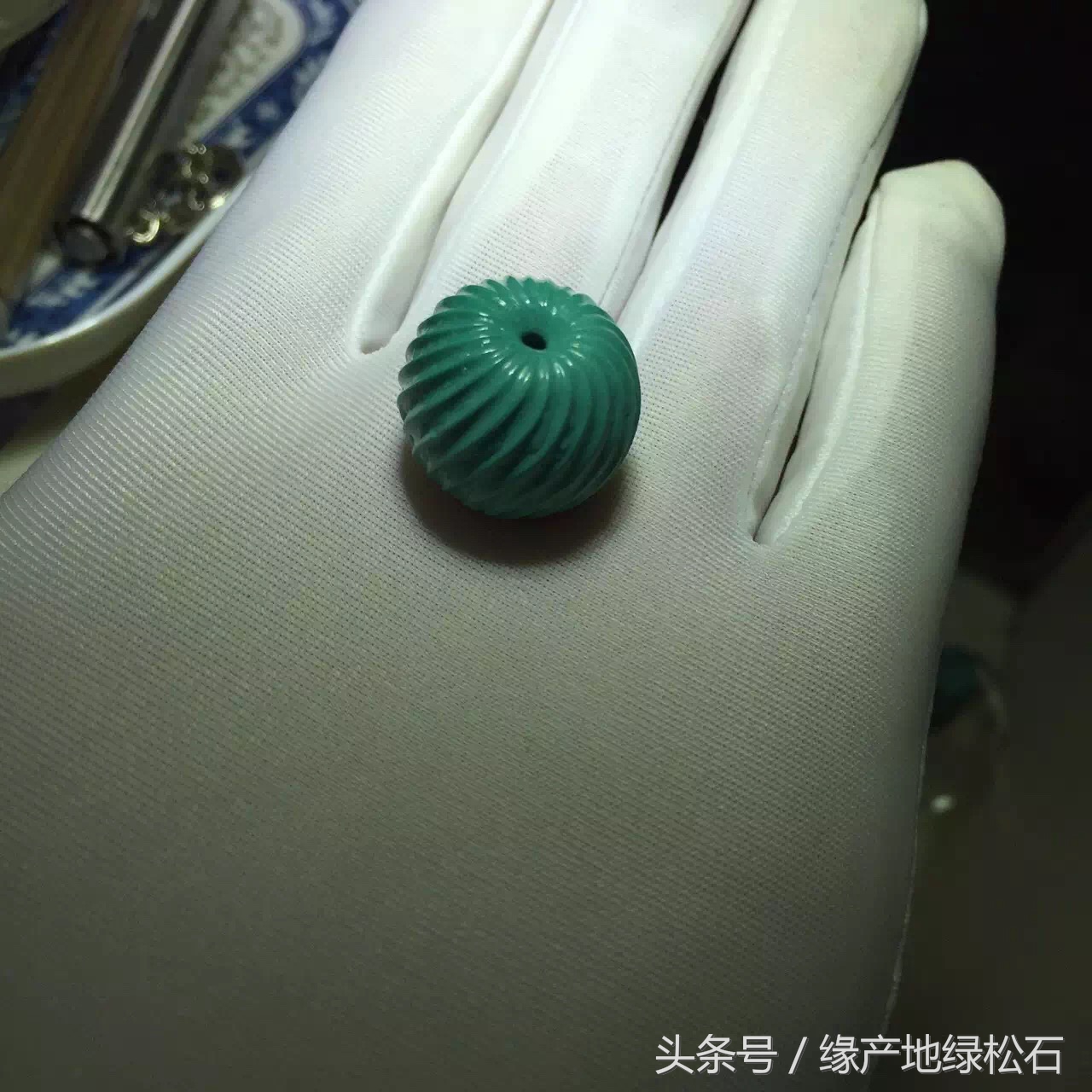 如何鉴别绿松石原矿的真假,吉尔森合成绿松石怎么鉴别