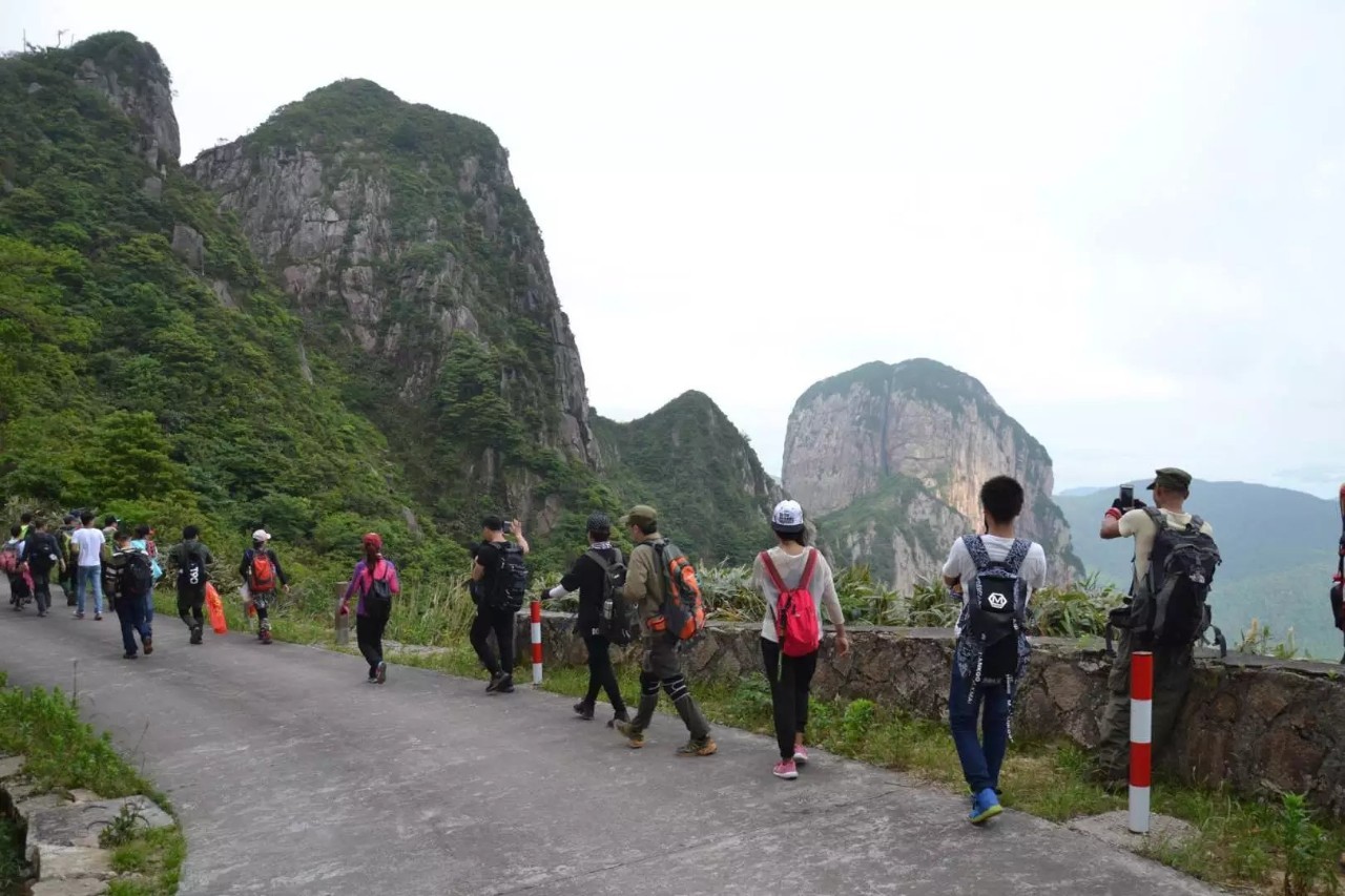 温州雁荡山徒步攻略,雁荡四尖徒步路线