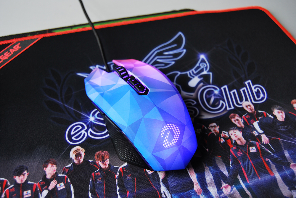 热搜第一的鼠标牧马人升级了！——钻石版牧马人评测