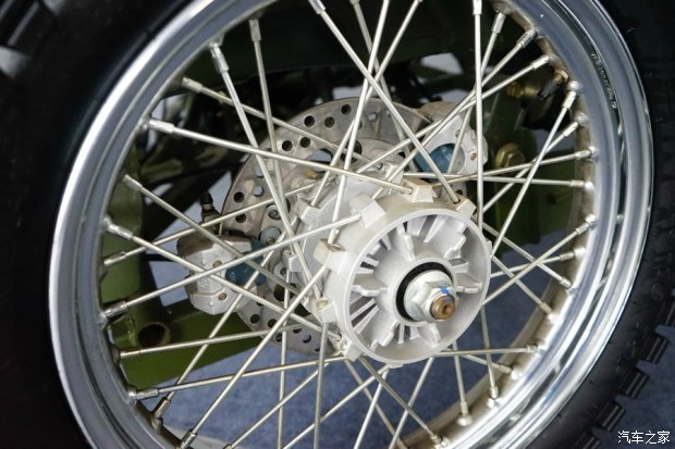 解放军现役嘉陵600边三轮摩托数据,军用嘉陵电喷600边三轮摩托参数