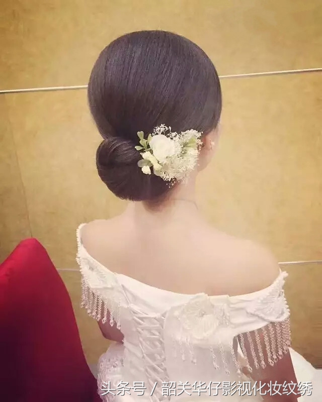 敬酒服复古礼帽新娘造型,新娘新款式敬酒服款式大全