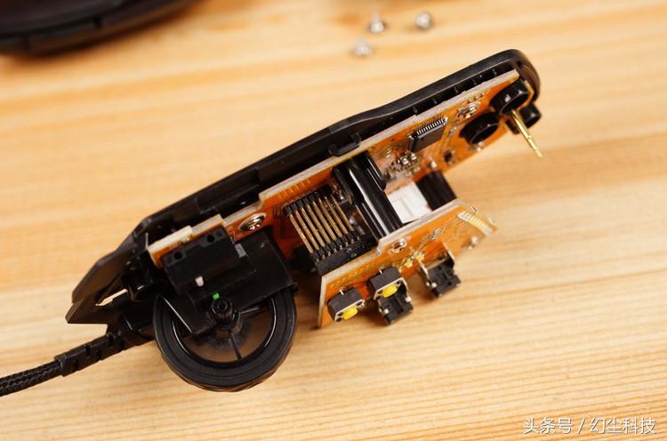 国产入门级游戏鼠标评测,贱驴rs23.0吃鸡