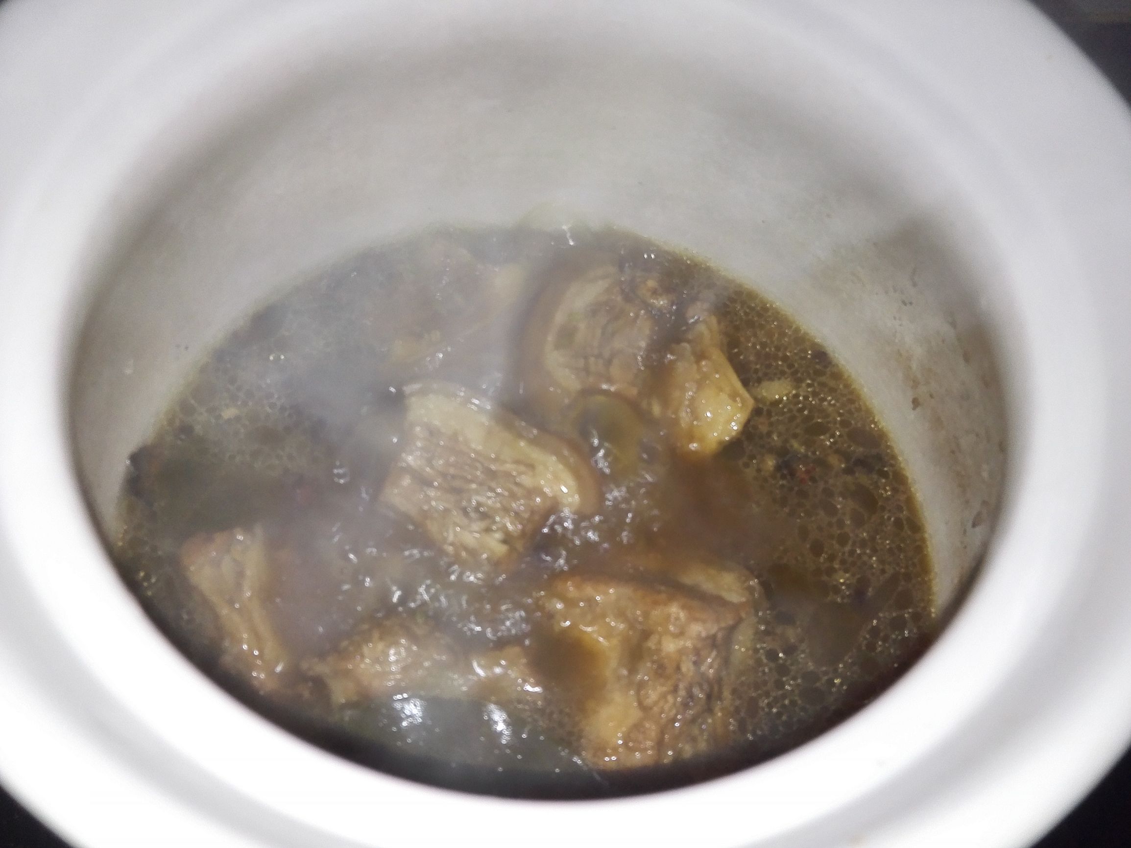 腊汁肉夹馍糖色怎么炒,腊汁肉夹馍的饼怎么做