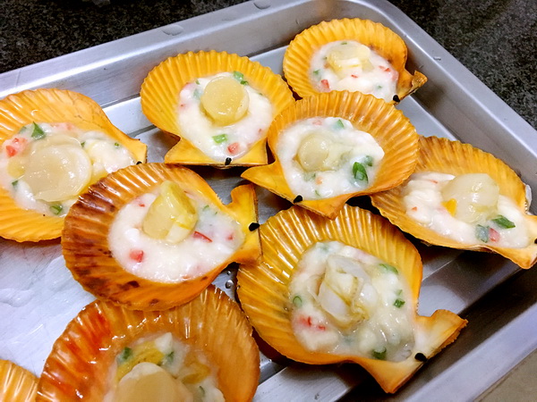 爱秀食堂-甘树子蒸石斑鱼奶香焗扇贝