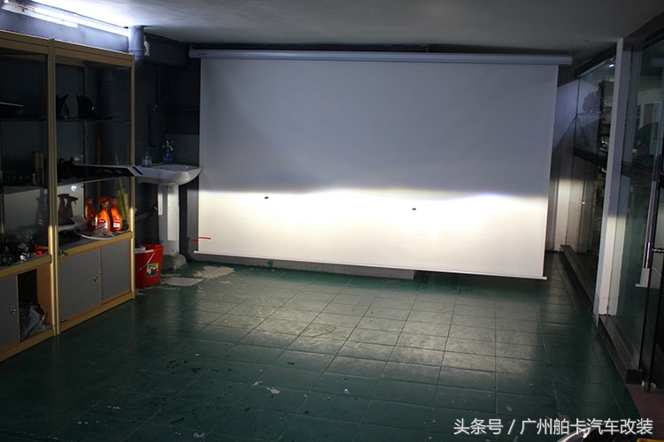 大灯改装不能直接晃远光,卤素灯泡直接换氙气灯泡可以吗