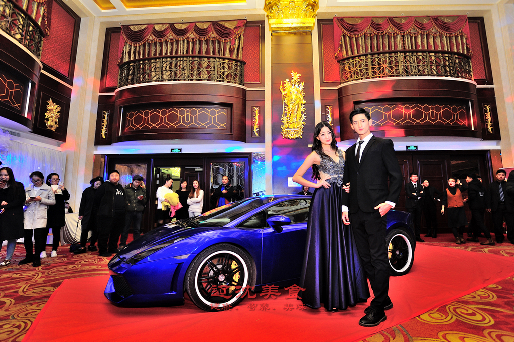 沈阳办场婚礼多少钱,请问现在办婚宴需要多少钱一桌