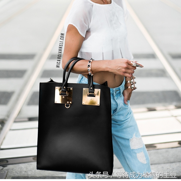 过生日怎么发朋友圈会爆赞,发朋友圈被赞爆了