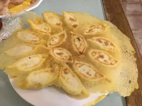 哈尔滨这十家苍蝇馆子,哈尔滨出名的俄罗斯湖滨餐厅