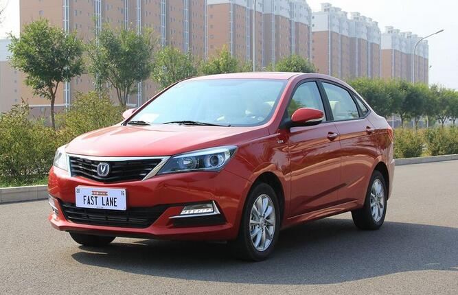 韩系车现代和起亚谁更值得购买,韩系车和hvv哪个好