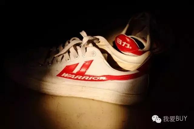 女明星都在穿的牌子,女明星都在穿的服装品牌