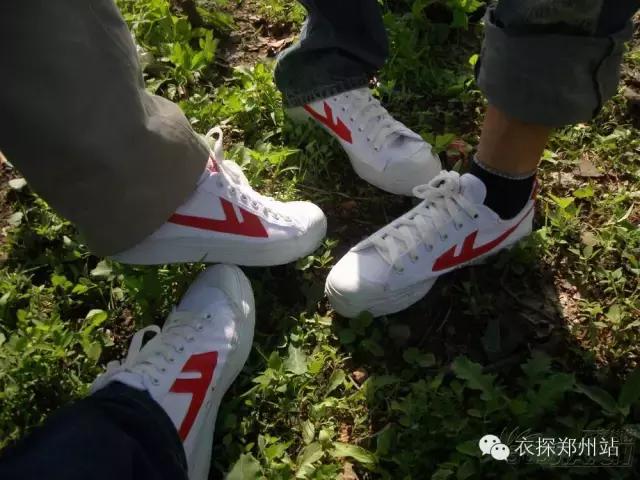 女明星都在穿的牌子,女明星都在穿的服装品牌