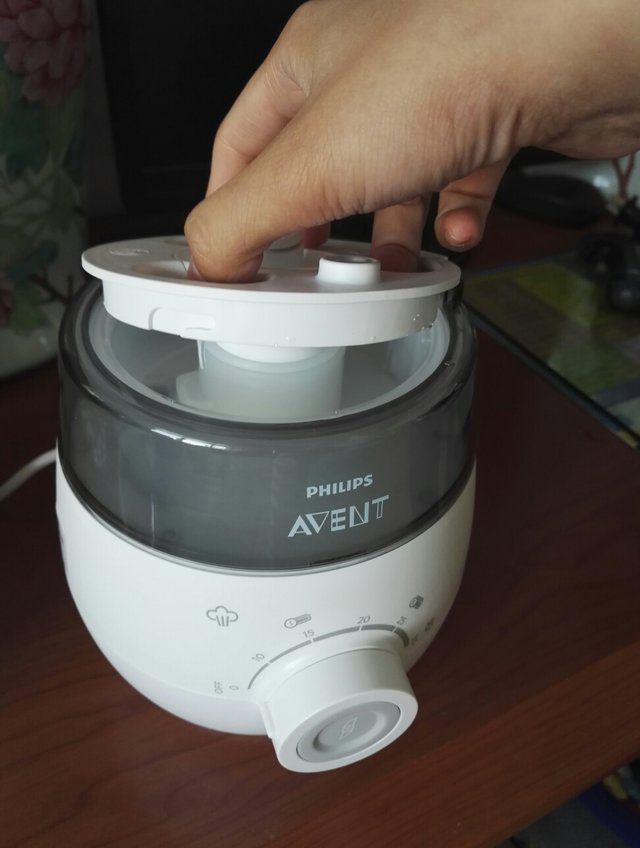 给宝宝添辅食要全部喂完吗,飞利浦新安怡辅食机使用方法视频