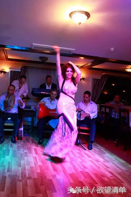 肚皮舞风情万种,风情万种埃及舞娘的肚皮舞