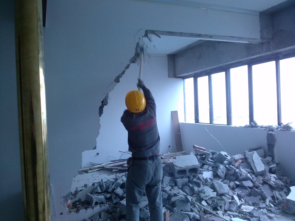 毛坯房和精装房哪个更值得买,买精装修和毛坯房哪个更划算