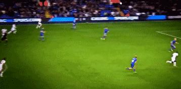 恒大中场保利尼奥到底有多强？10张图给你不一样的视野！