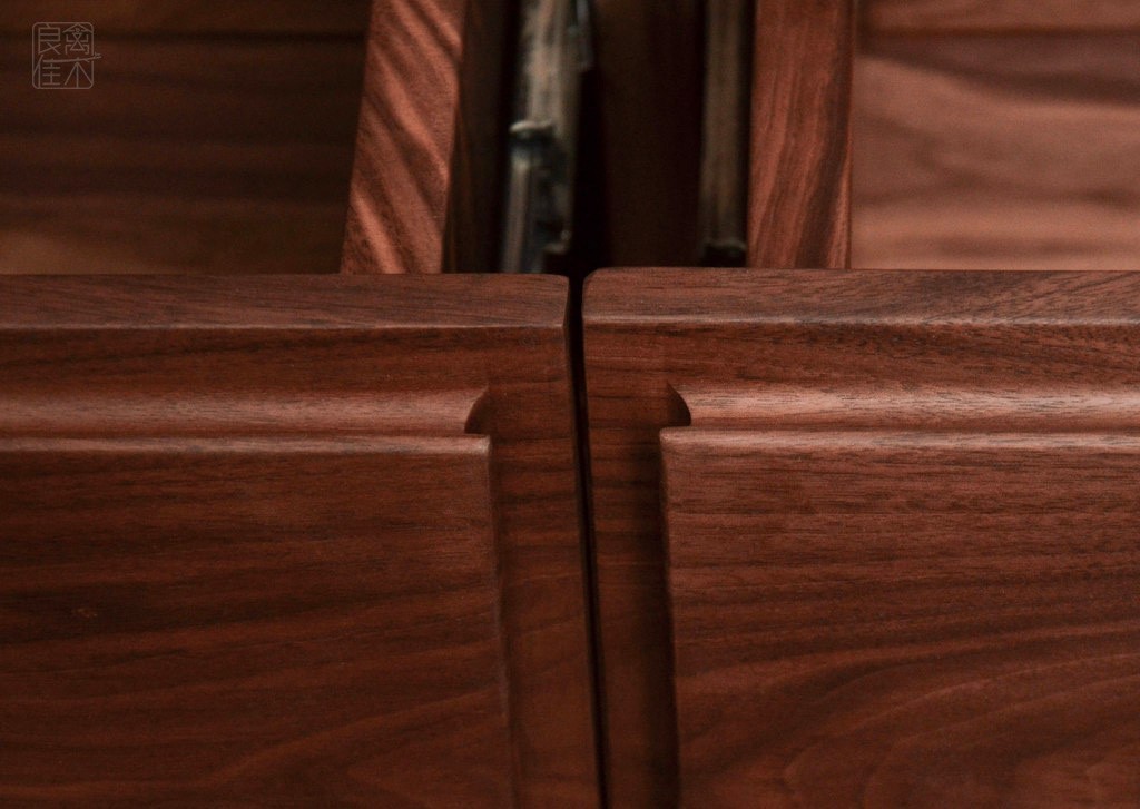 黑胡桃木家具居然之家 (最高端的黑胡桃木家具)