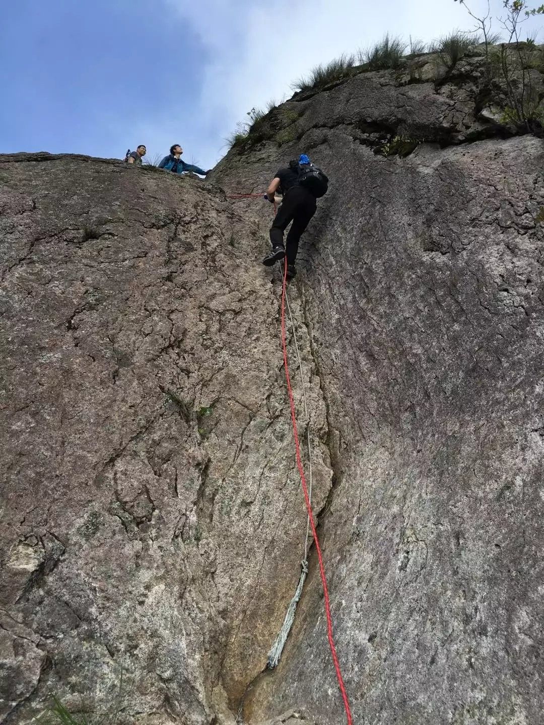 温州雁荡山徒步攻略,雁荡四尖徒步路线