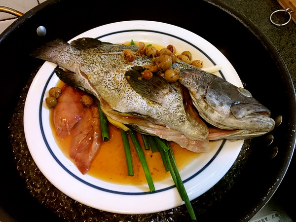 爱秀食堂-甘树子蒸石斑鱼奶香焗扇贝