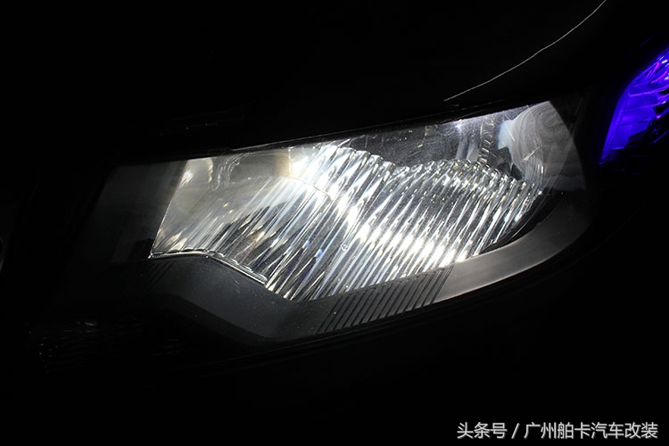 锋范卤素灯换led透镜多少钱,本田锋范led透镜灯安装教程