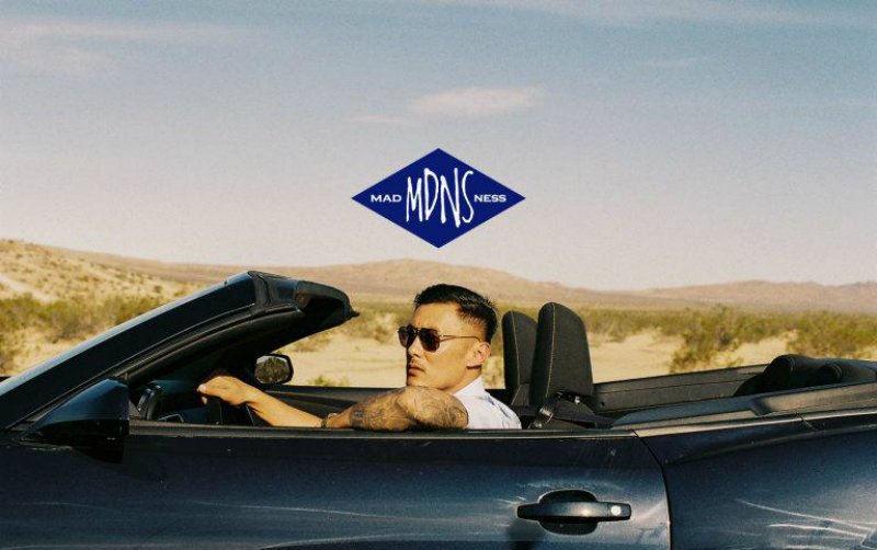 不要只会盲从!跟上余文乐的品味前,先花「5」分钟了解他吧!