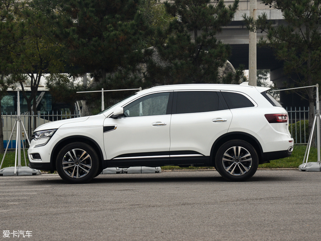 进口科雷傲三元催化多少钱,2011年科雷傲2.5是全车进口吗