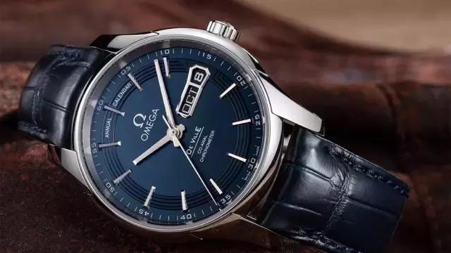 江诗丹顿和浪琴哪个档次高,江诗丹顿与浪琴哪个档次高