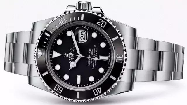 江诗丹顿和浪琴哪个档次高,江诗丹顿与浪琴哪个档次高