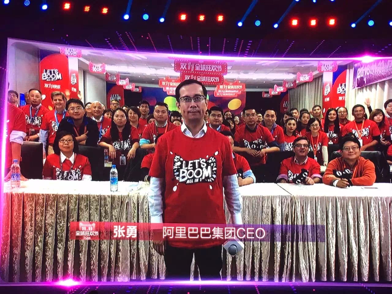 6分58秒100亿，首单13分钟送货到门，荣耀手机行业第一