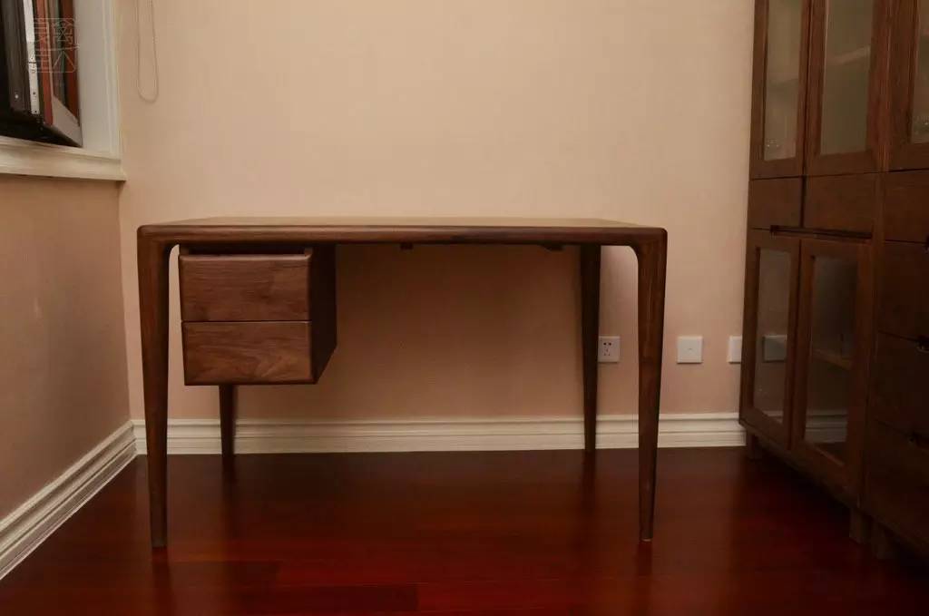 黑胡桃木家具居然之家 (最高端的黑胡桃木家具)