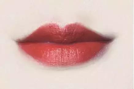 拯救黄皮妹，这些口红让你白两度