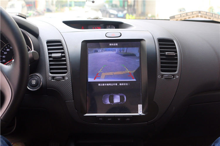 大屏中控的诱惑畅影起亚K3装10.4寸竖屏导航一体机