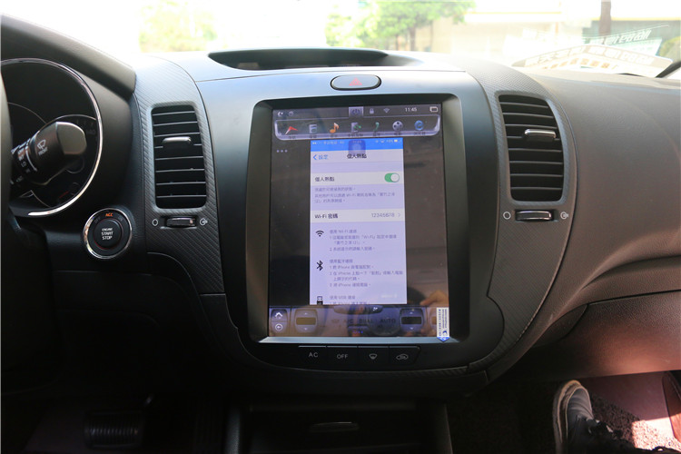 大屏中控的诱惑畅影起亚K3装10.4寸竖屏导航一体机