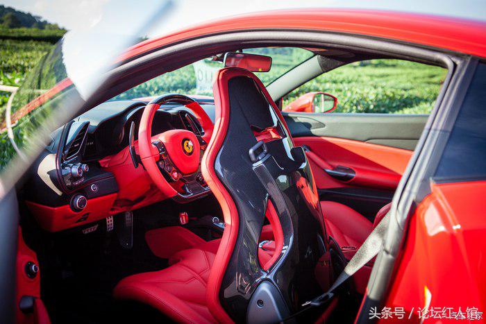 法拉利488评测重装上阵,法拉利488拆车视频
