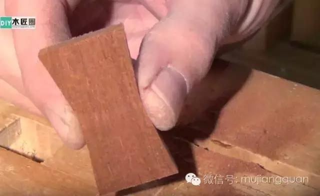 不一样的榫卯,一个能拼接,也能加固木板的蝴蝶榫