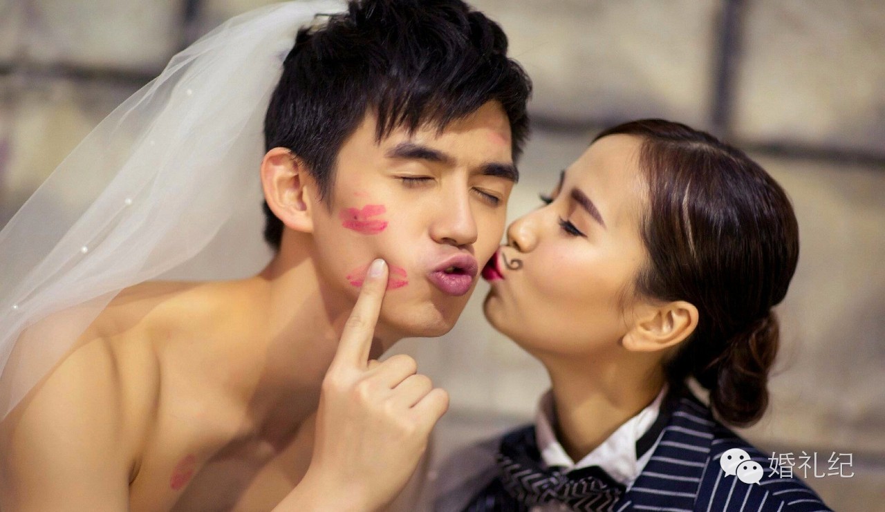 在哪里拍的婚纱照最好看,最大的一张婚纱照放在哪里最合适