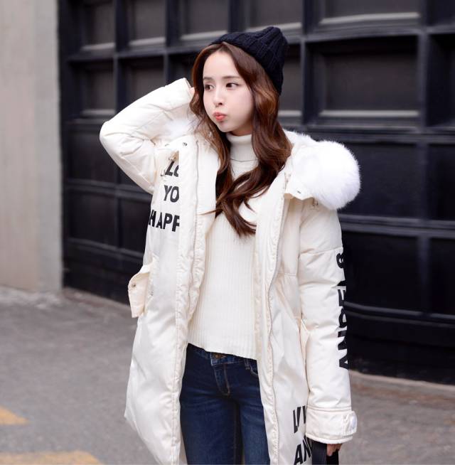 羽绒服温暖来袭,保暖又好看羽绒服冬季新款