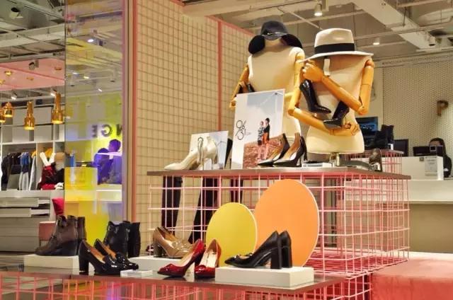 探店衣服咖啡店,探店时装店