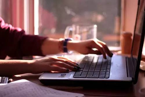 如何在100美元内搞定一个逃生包,200元逃生包